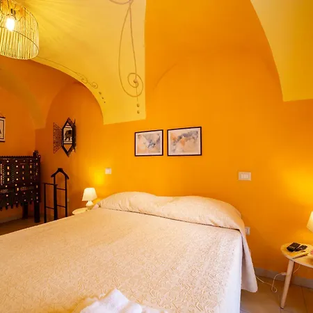 Sardinian Gallery Seminario - Panoramic Terrace Bed and breakfast 3*