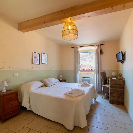Sardinian Gallery Seminario - Panoramic Terrace Bed & Breakfast 3*